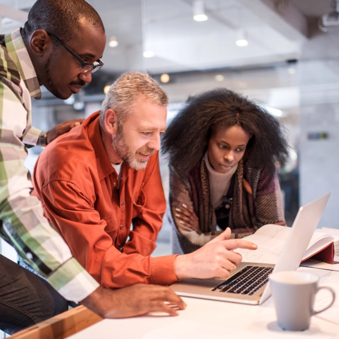 People discussing data analysis People discussing data analysis