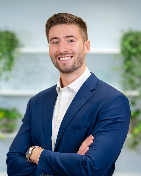 Matt Evans Matt Evans